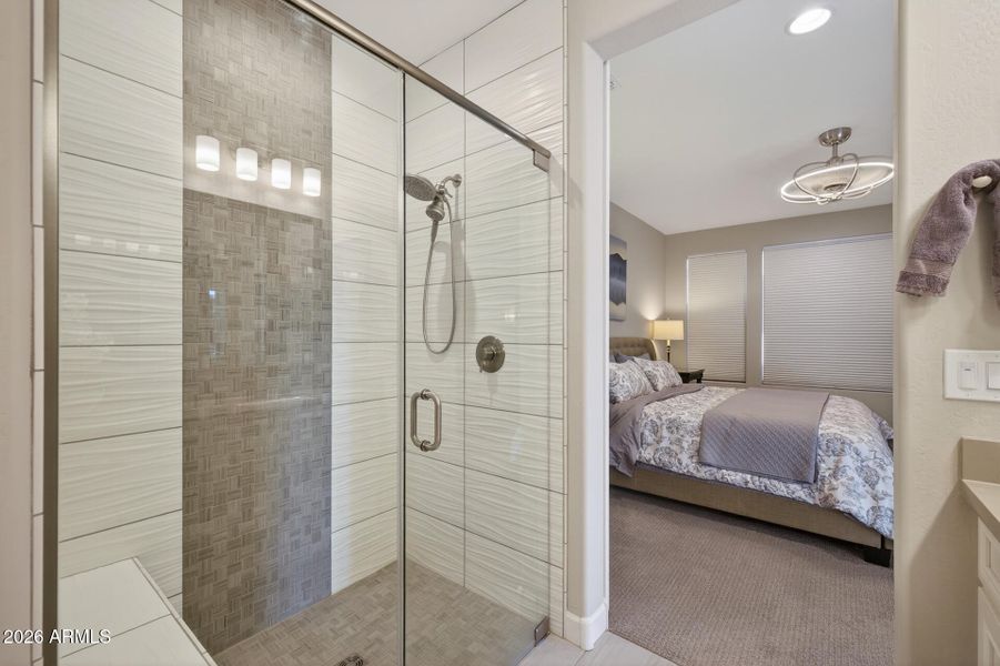 25) PRIMARY BATH 25) PRIMARY BATH