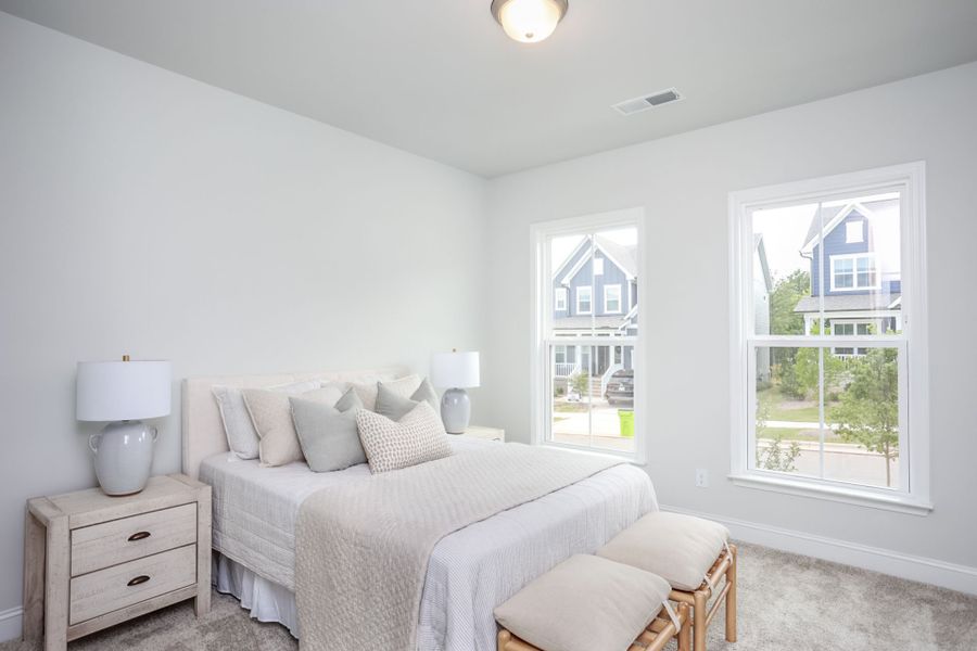 Representative furnished interior of a home built from the Valleybrook by Pulte Homes in Lewiston Meadows, Greensboro (Image 16).