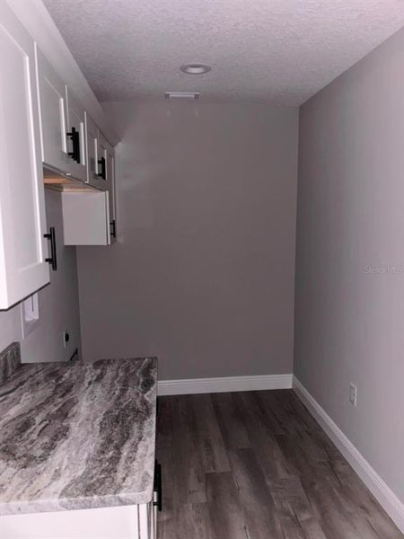 Spacious, unfurnished interior of a new home in , Dunnellon (Image 21).