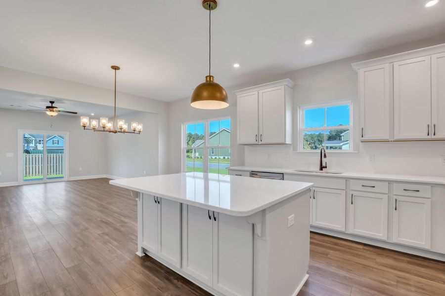 Representative furnished interior of a home built from the Sherwood by Ernest Homes in Wexford, Richmond Hill (Image 10).