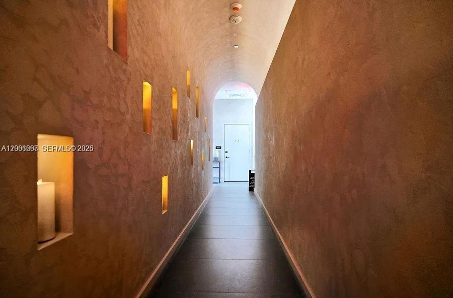 Spacious, unfurnished interior of a new home in , Miami (Image 4).