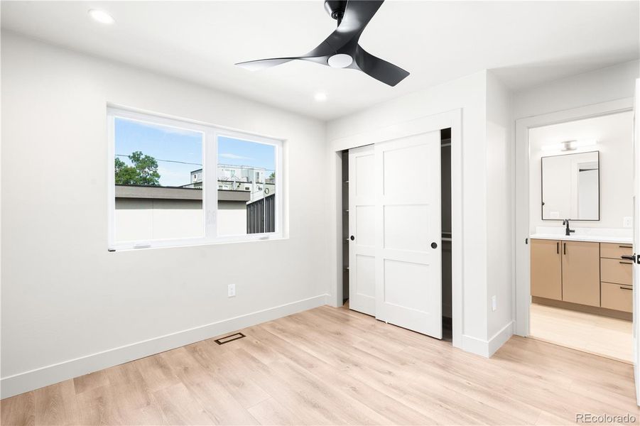 Spacious, unfurnished interior of a new home in , Denver (Image 20).