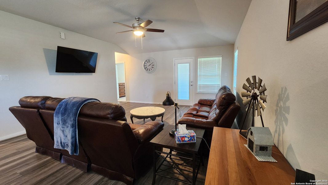 Furnished interior view inside a new home in Catalina, Converse (Image 3).