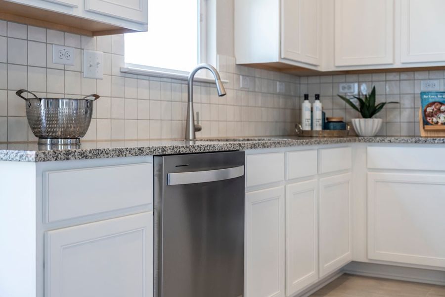 Stainless steel dishwasher Stainless steel dishwasher