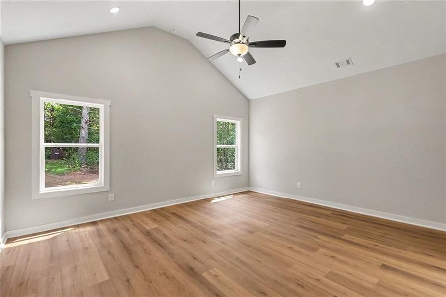 Spacious, unfurnished interior of a new home in , Waco (Image 17).