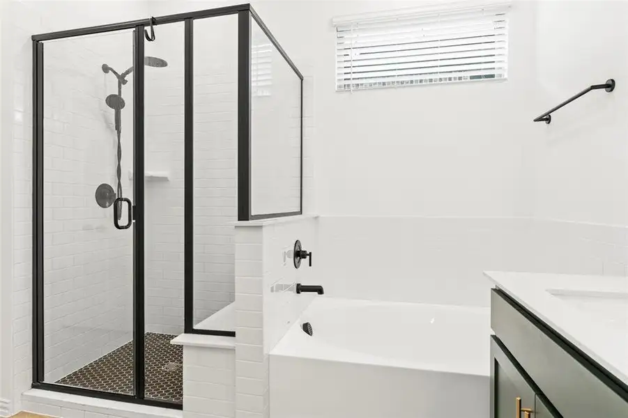 Furnished interior view inside a new home in Inspiration, Lucas (Image 26).