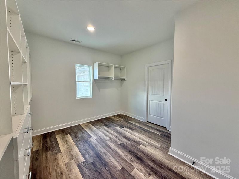Spacious, unfurnished interior of a new home in , Waxhaw (Image 30). Spacious, unfurnished interior of a new home in , Waxhaw (Image 30).