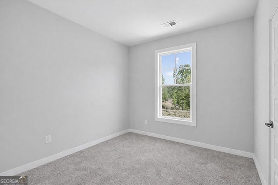 Spacious, unfurnished interior of a new home in The Park at Gainesville Township, Gainesville (Image 18).