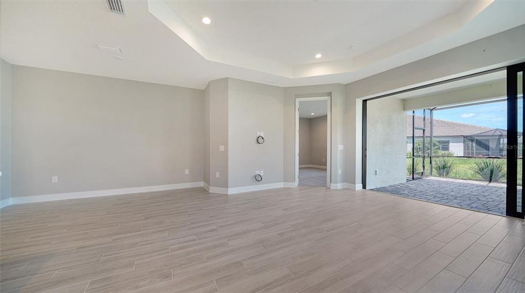 Spacious, unfurnished interior of a new home in , Nokomis (Image 22).