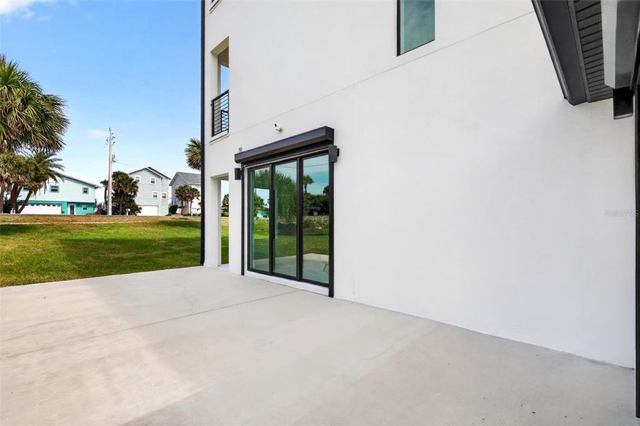 Exterior details and patio area of a home in , Flagler Beach (Image 31).