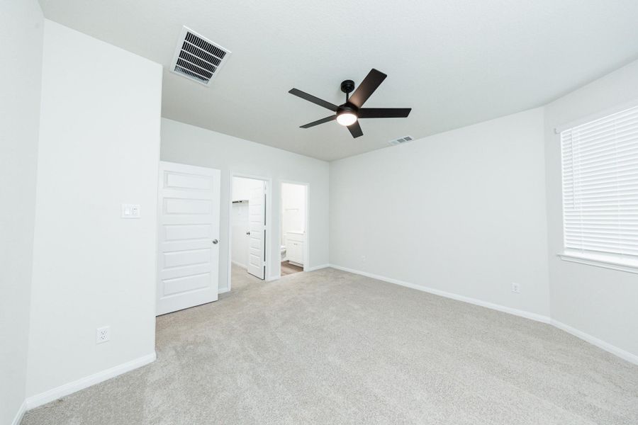 Spacious, unfurnished interior of a new home in Townsend Reserve, Splendora (Image 10). Spacious, unfurnished interior of a new home in Townsend Reserve, Splendora (Image 10).