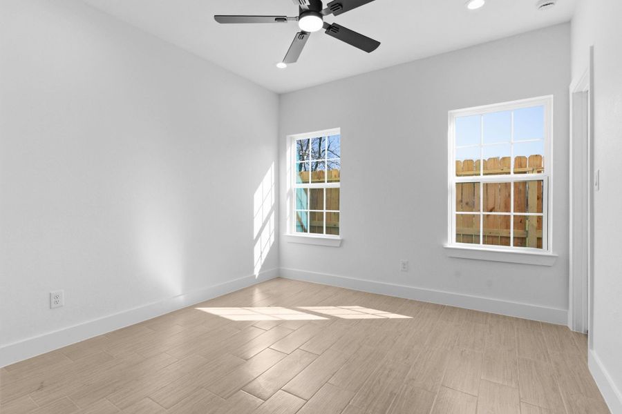 Spacious, unfurnished interior of a new home in , Houston (Image 39).