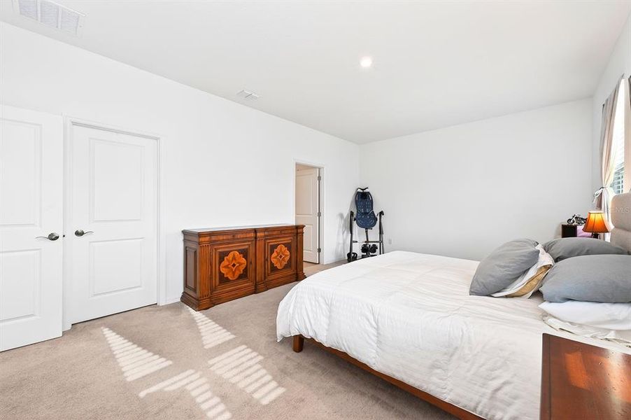 Furnished interior view inside a new home in , St. Cloud (Image 14).