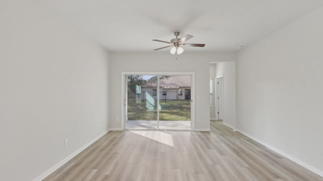 Experience luxury in this open-concept single-family home, blending sleek design and architecture.