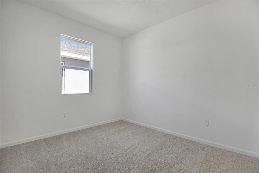 Spacious, unfurnished interior of a new home in Seasons at Scenic Terrace, Lake Hamilton (Image 11).