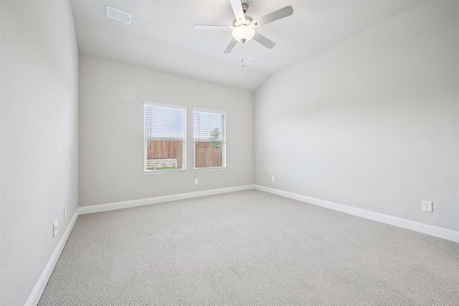 Spacious, unfurnished interior of a new home in Eastridge - Signature Series, McKinney (Image 19).