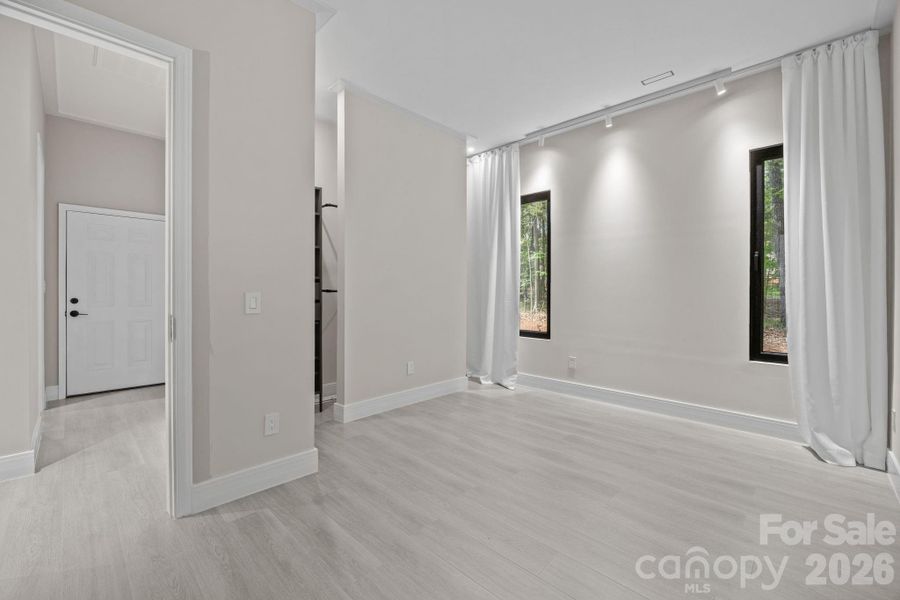 Spacious, unfurnished interior of a new home in , Charlotte (Image 21).