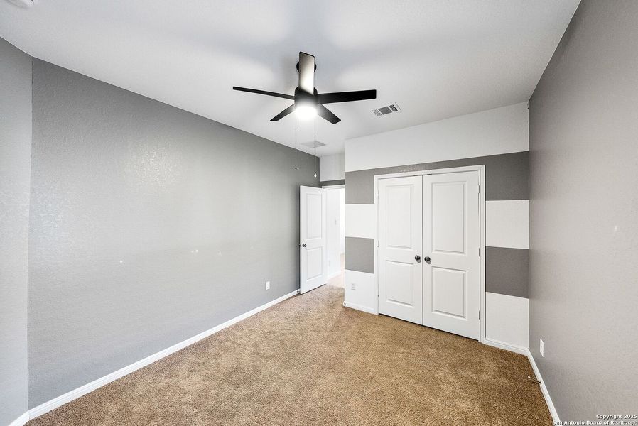 Image 52 of a home in .