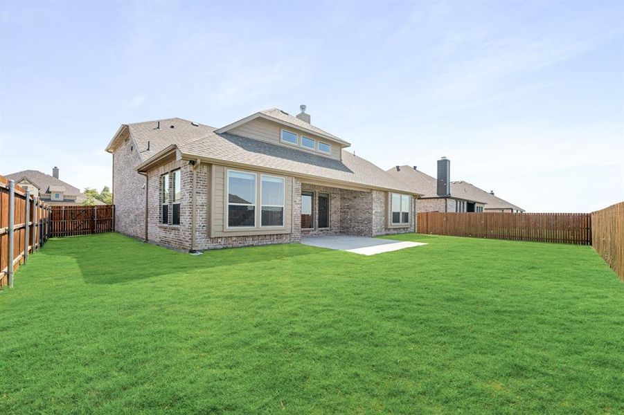 Front exterior of a new home in Villages of Walnut Grove, Midlothian, TX, highlighting curb appeal (Image 24). Front exterior of a new home in Villages of Walnut Grove, Midlothian, TX, highlighting curb appeal (Image 24).