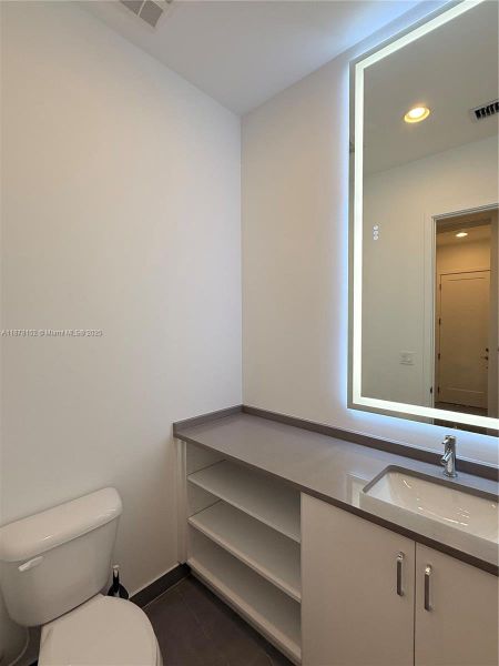 Furnished interior view inside a new home in , Boca Raton (Image 28). Furnished interior view inside a new home in , Boca Raton (Image 28).