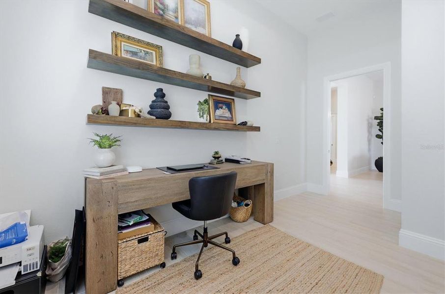 Furnished interior view inside a new home in , Sarasota (Image 37).