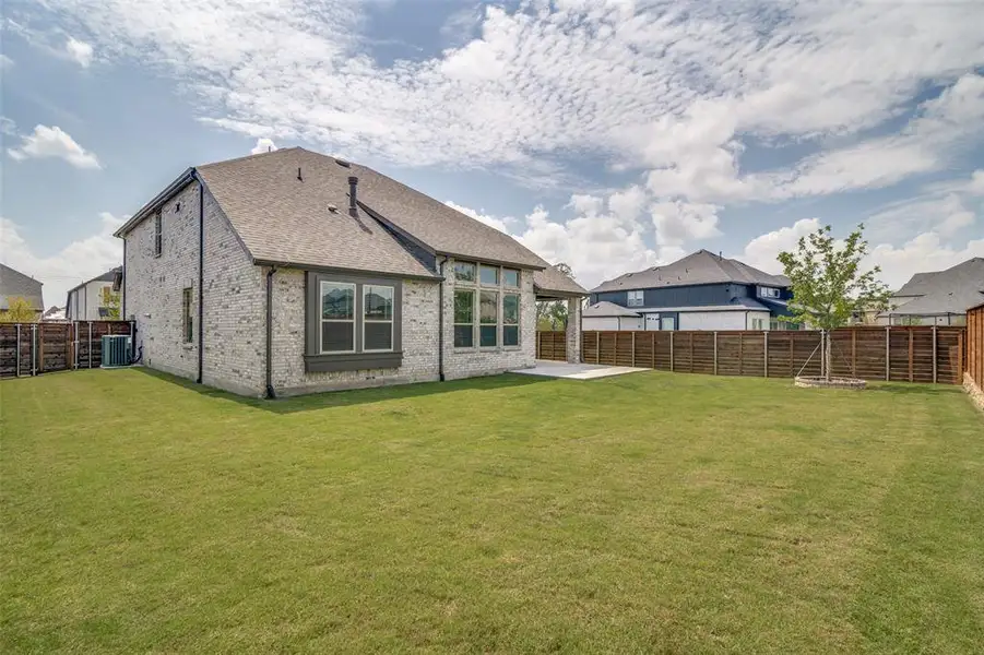 Exterior details and patio area of a home in , Mesquite (Image 3).