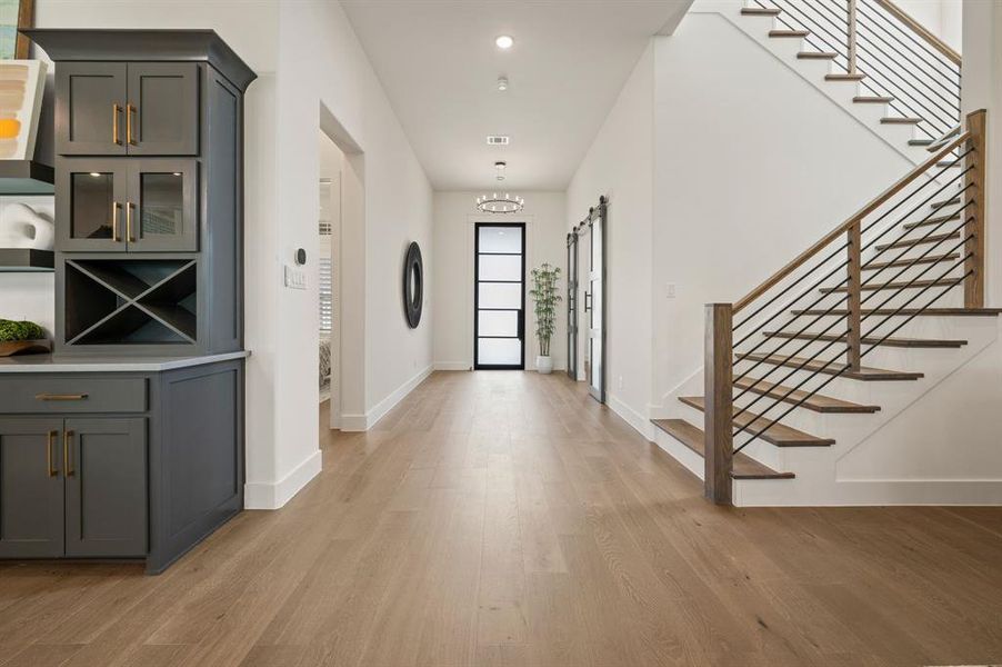 Spacious, unfurnished interior of a new home in The Resort on Eagle Mt. Lake, Fort Worth (Image 21).