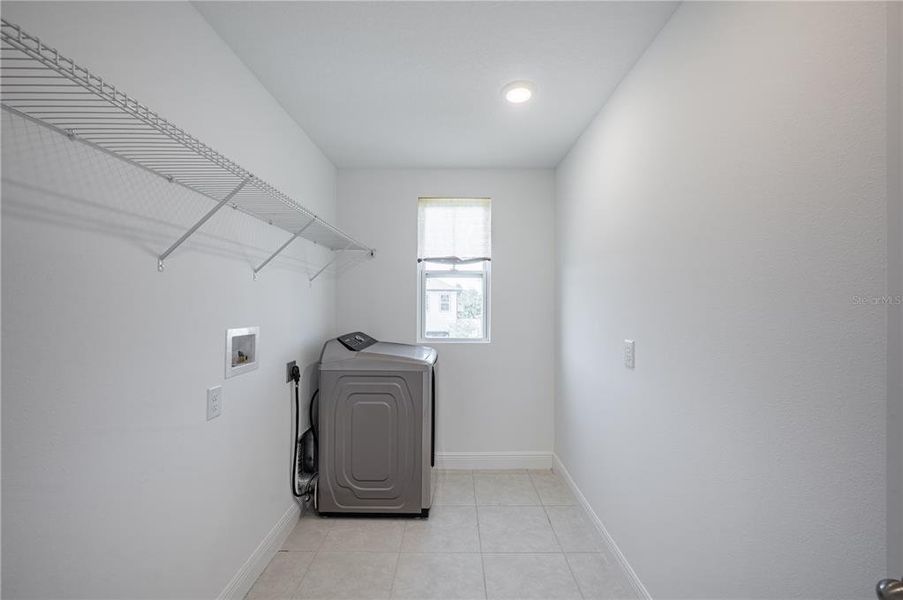 Spacious, unfurnished interior of a new home in , Orlando (Image 61). Spacious, unfurnished interior of a new home in , Orlando (Image 61).