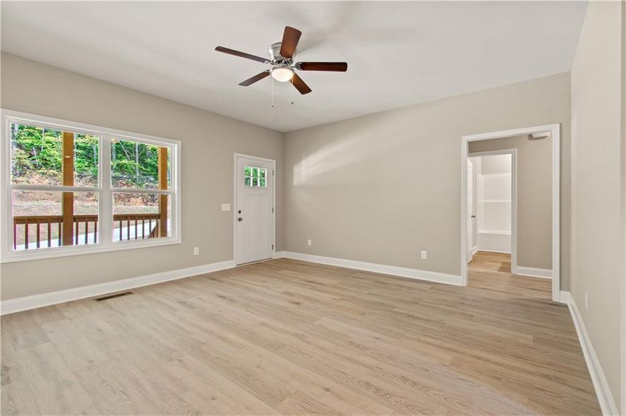 Spacious, unfurnished interior of a new home in , Dawsonville (Image 12). Spacious, unfurnished interior of a new home in , Dawsonville (Image 12).