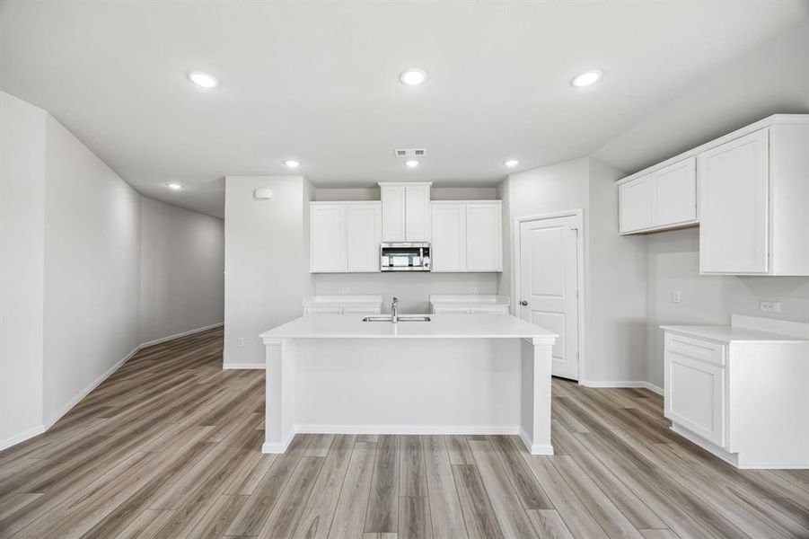 Furnished interior view inside a new home in Santorini, Seagoville (Image 4).