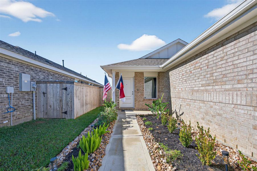 Exterior details and patio area of a home in The Grand Prairie, Hockley (Image 3).
