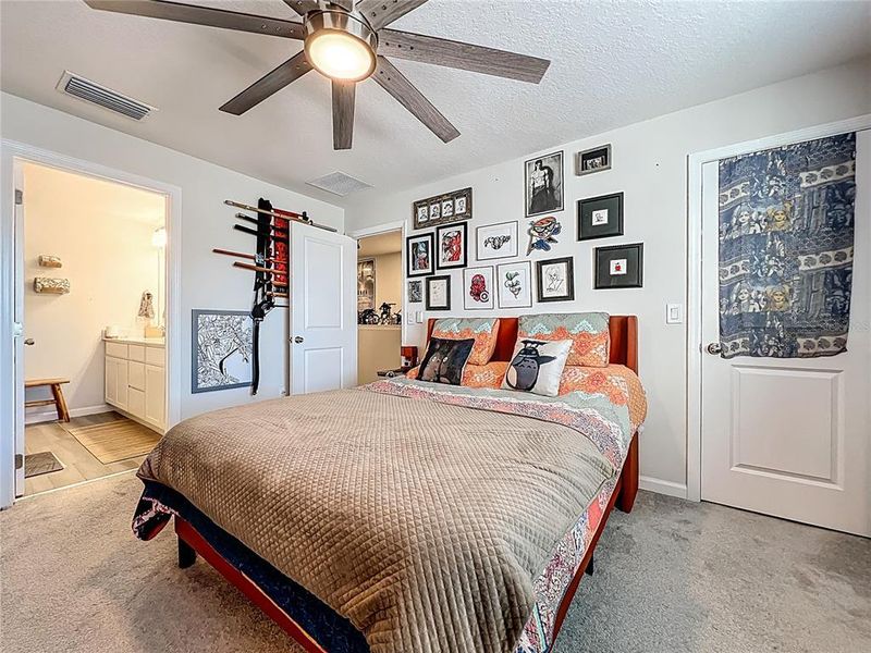 Furnished interior view inside a new home in , Orlando (Image 10).