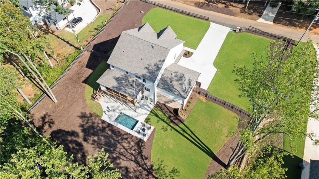 Image 37 of a home in . Image 37 of a home in .