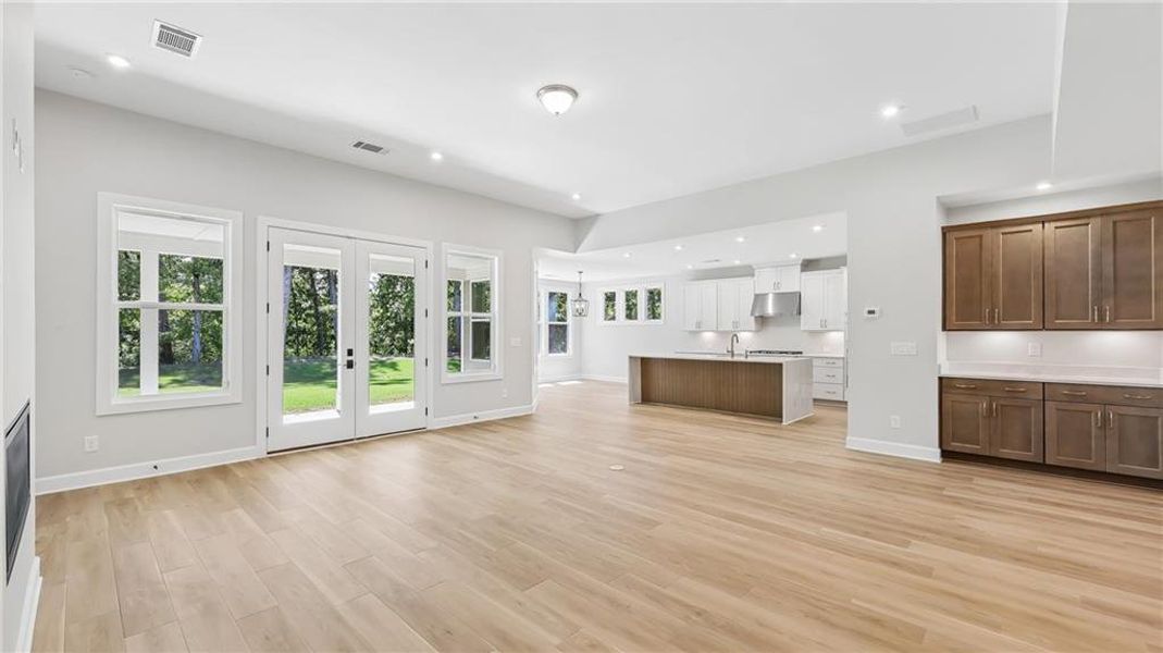 Spacious, unfurnished interior of a new home in Cresswind Georgia at Twin Lakes, Hoschton (Image 43).