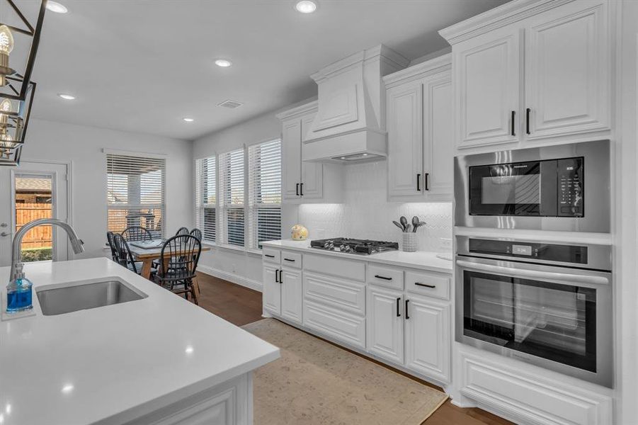 Furnished interior view inside a new home in Country Lakes Classic 50, Denton (Image 26). Furnished interior view inside a new home in Country Lakes Classic 50, Denton (Image 26).