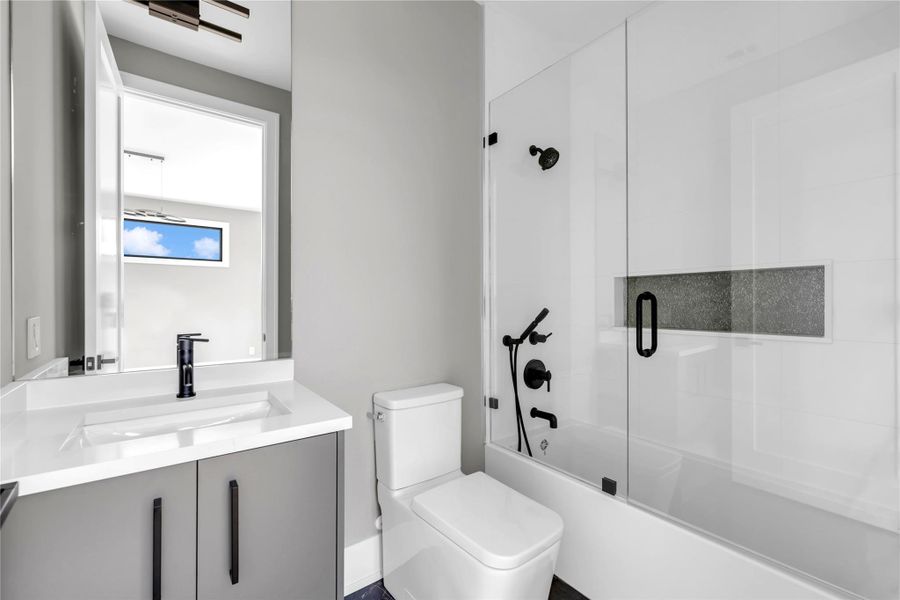 ENSUITE BATHROOM FOR #2 ENSUITE BATHROOM FOR #2