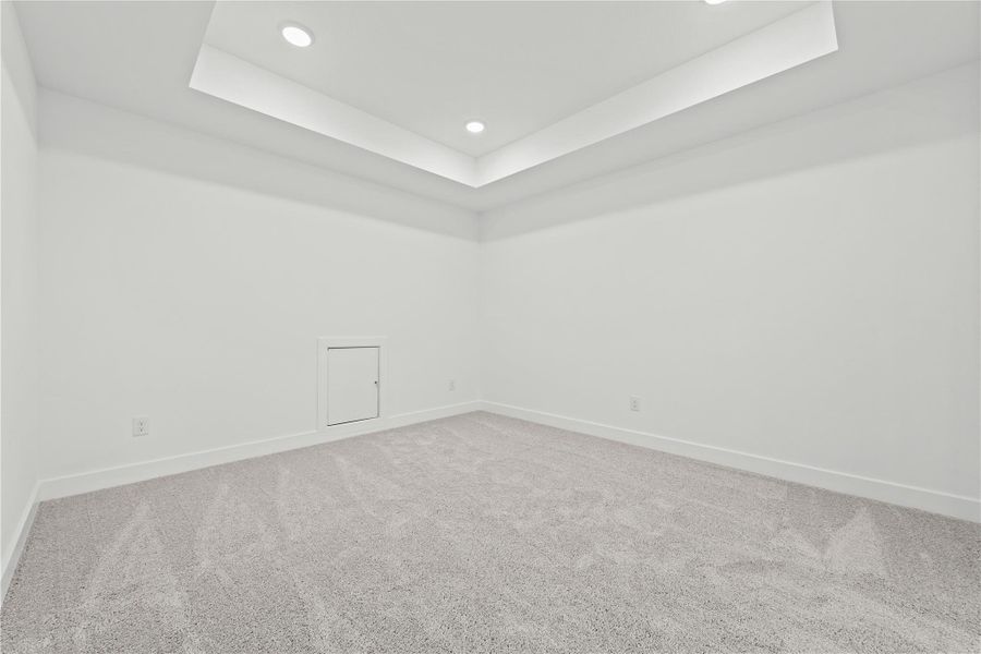 Representative image. Features, specifications, selections and colors may vary.