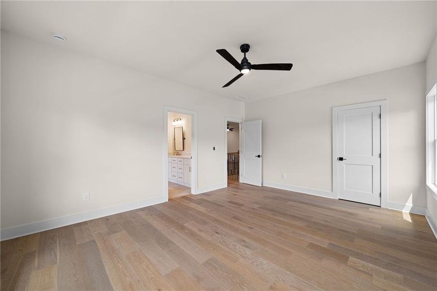 Spacious, unfurnished interior of a new home in , Atlanta (Image 41).