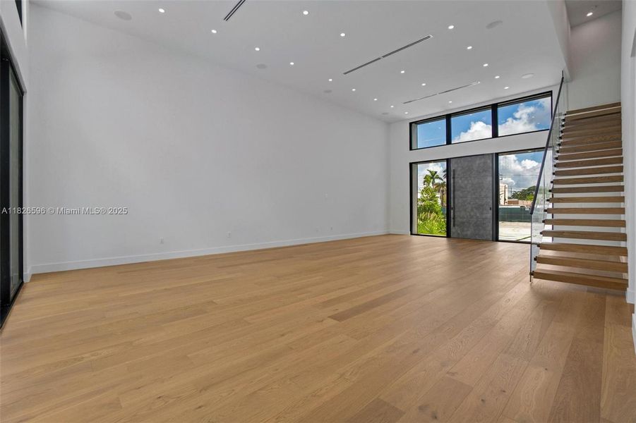 Spacious, unfurnished interior of a new home in , Miami (Image 67). Spacious, unfurnished interior of a new home in , Miami (Image 67).