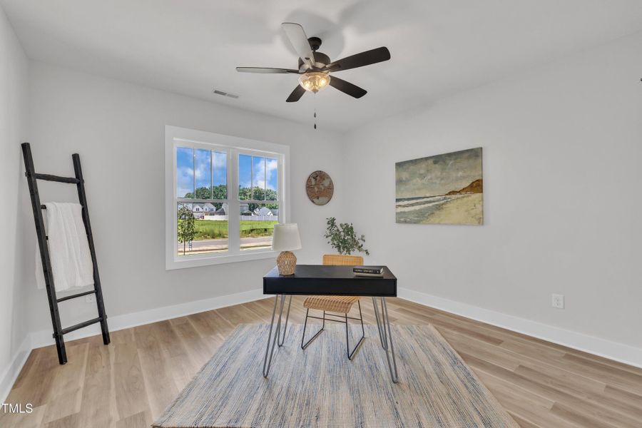 27-4518 Fairhaven Dr-24