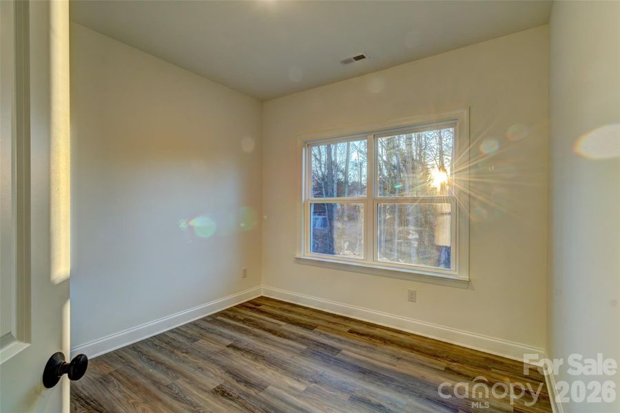 Spacious, unfurnished interior of a new home in , Cherryville (Image 13).