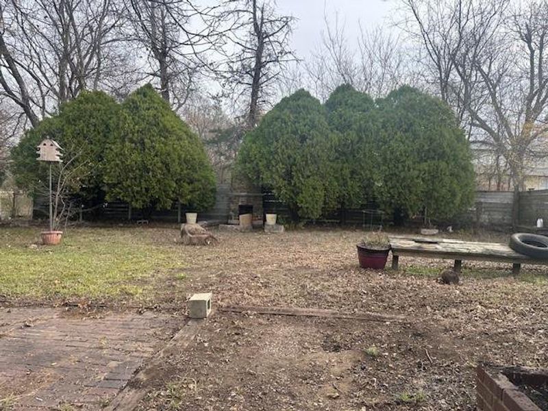 Natural landscape and outdoor views near  in Paris (Image 9).