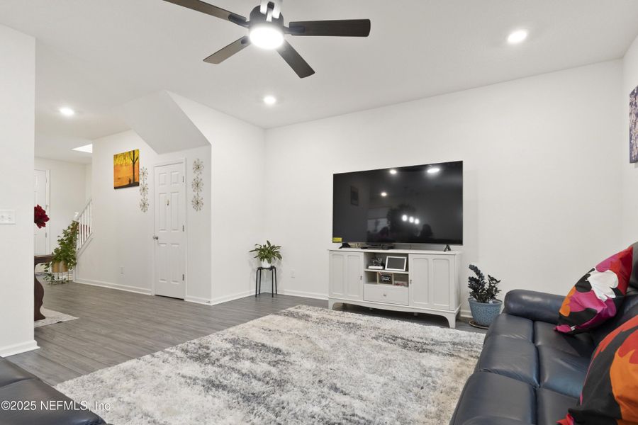 Image 38 of a home in .