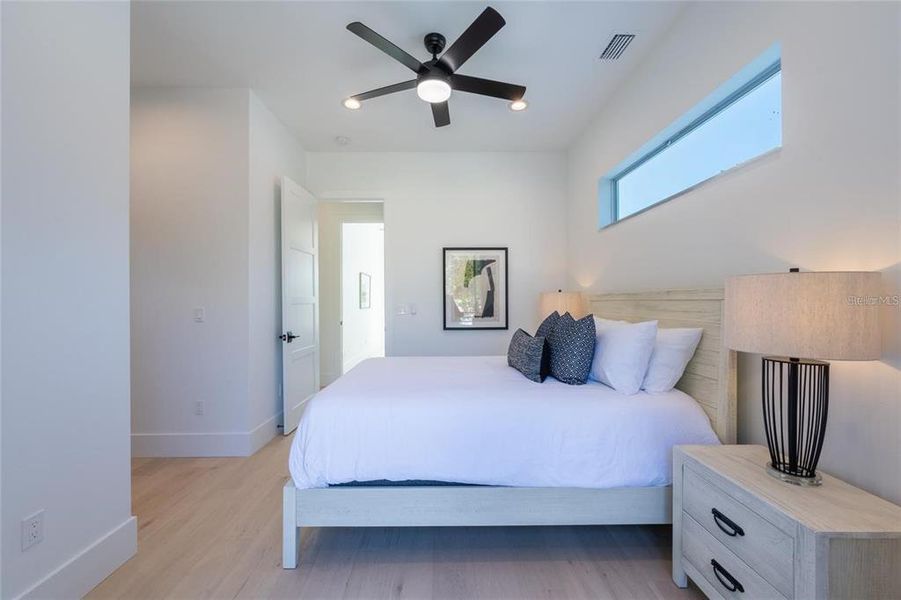 Furnished interior view inside a new home in , Sarasota (Image 51).