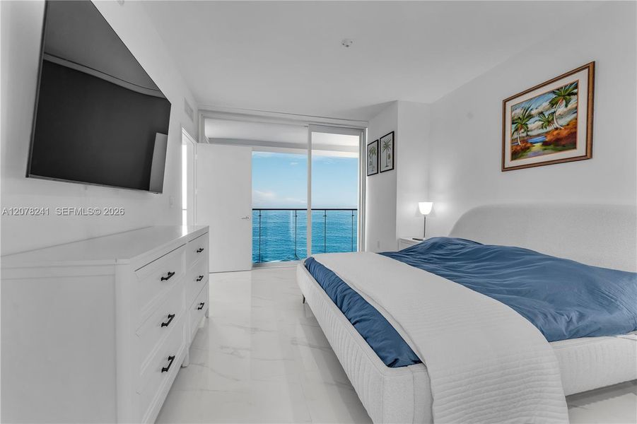 Furnished interior view inside a new home in Aria Reserve, Miami (Image 15). Furnished interior view inside a new home in Aria Reserve, Miami (Image 15).