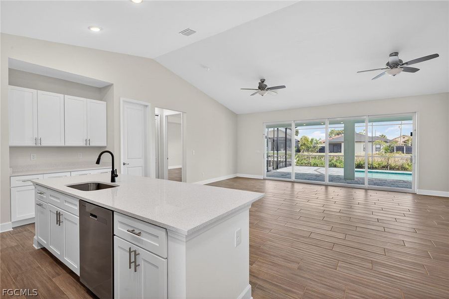 Image 31 of a home in Cape Coral.