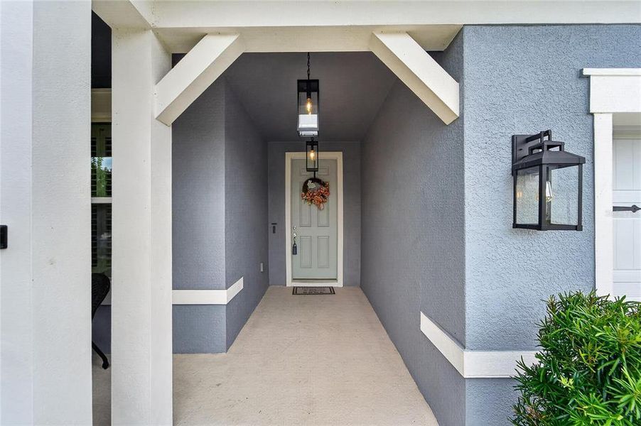 Exterior details and patio area of a home in , Land O' Lakes (Image 3). Exterior details and patio area of a home in , Land O' Lakes (Image 3).