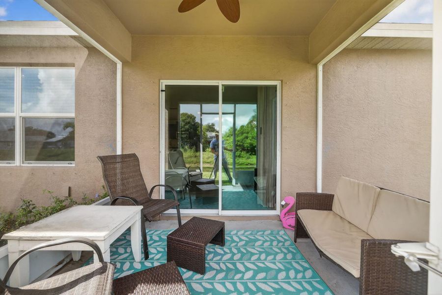Exterior details and patio area of a home in , Port St. Lucie (Image 19).