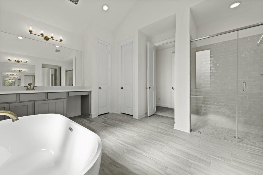 Representative image. Features, specifications, selections and colors may vary.