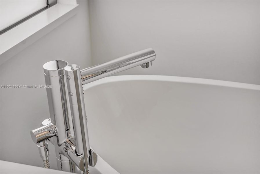 Close-up of interior finishes inside a home in , Boca Raton (Image 20). Close-up of interior finishes inside a home in , Boca Raton (Image 20).